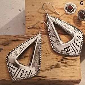 Silpada 925 Sterling Silver SINGLE Taos Earring
